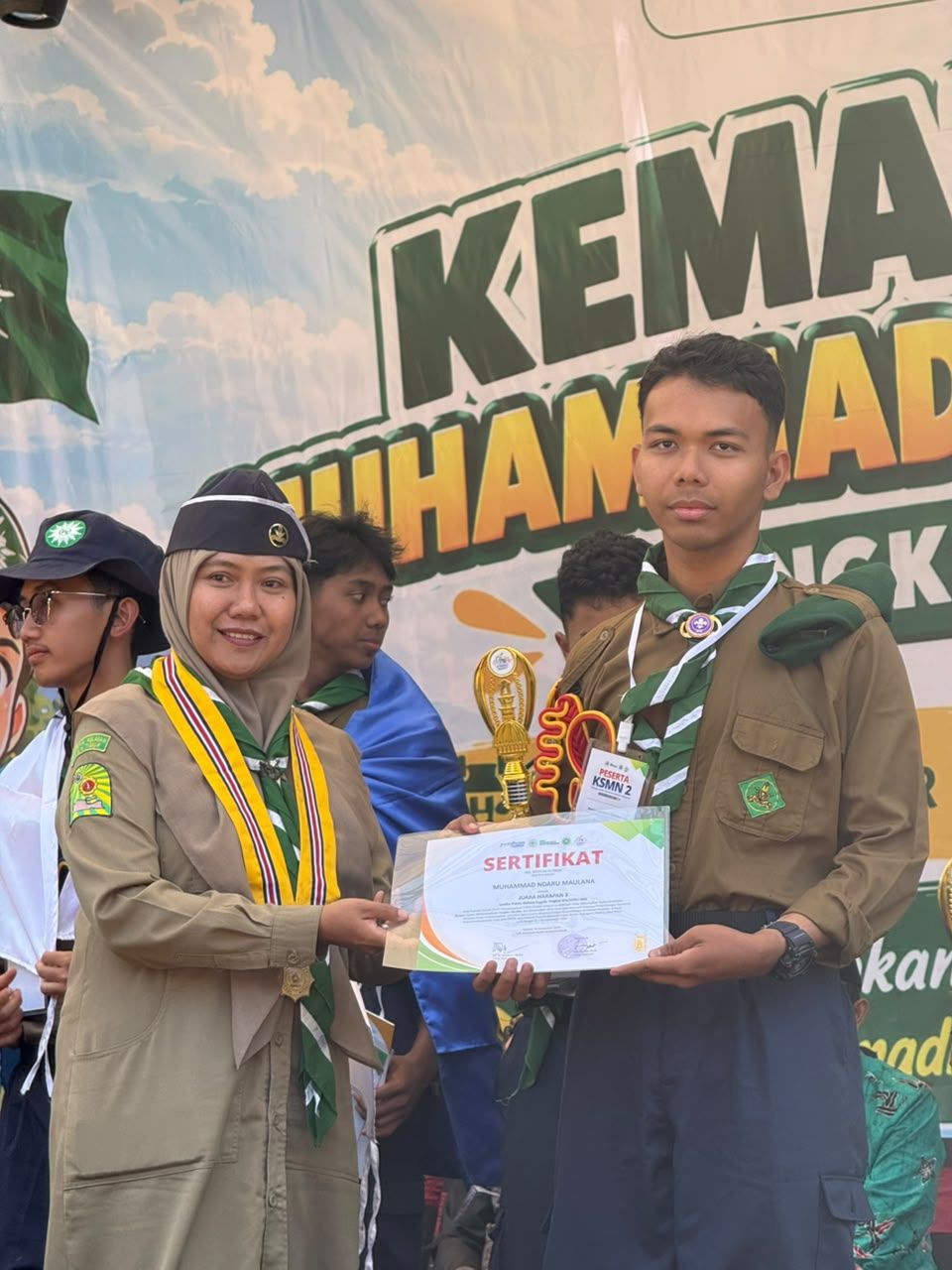 Muhammad Ndaru Maulana dapat harapan 3 Spech English pada kegiatan SKMN II
